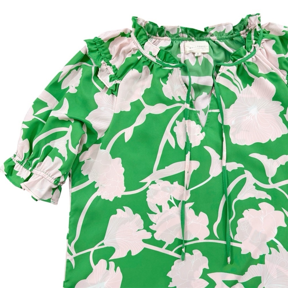 Melloday Floral Tie Neck Blouse Small